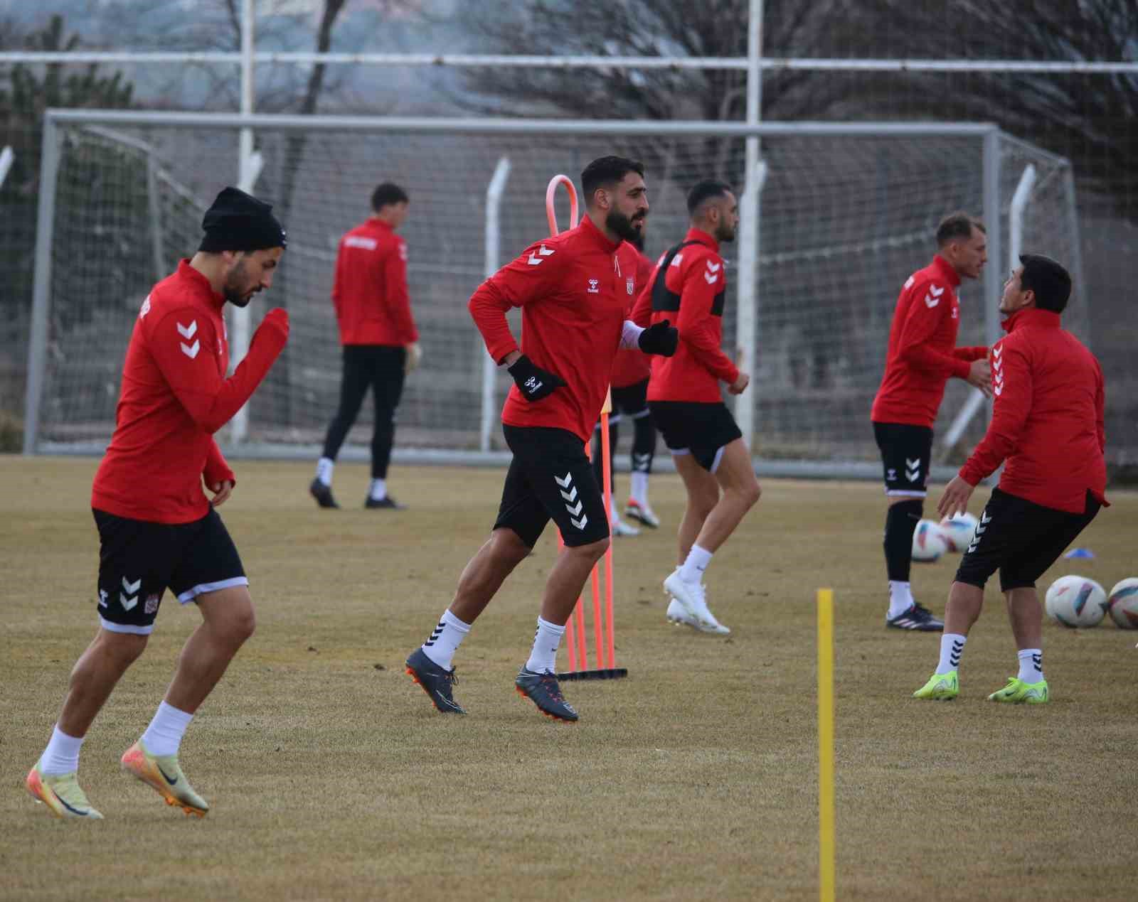 Ömer Erdoğan’dan, Rey Manaj açıklaması!
