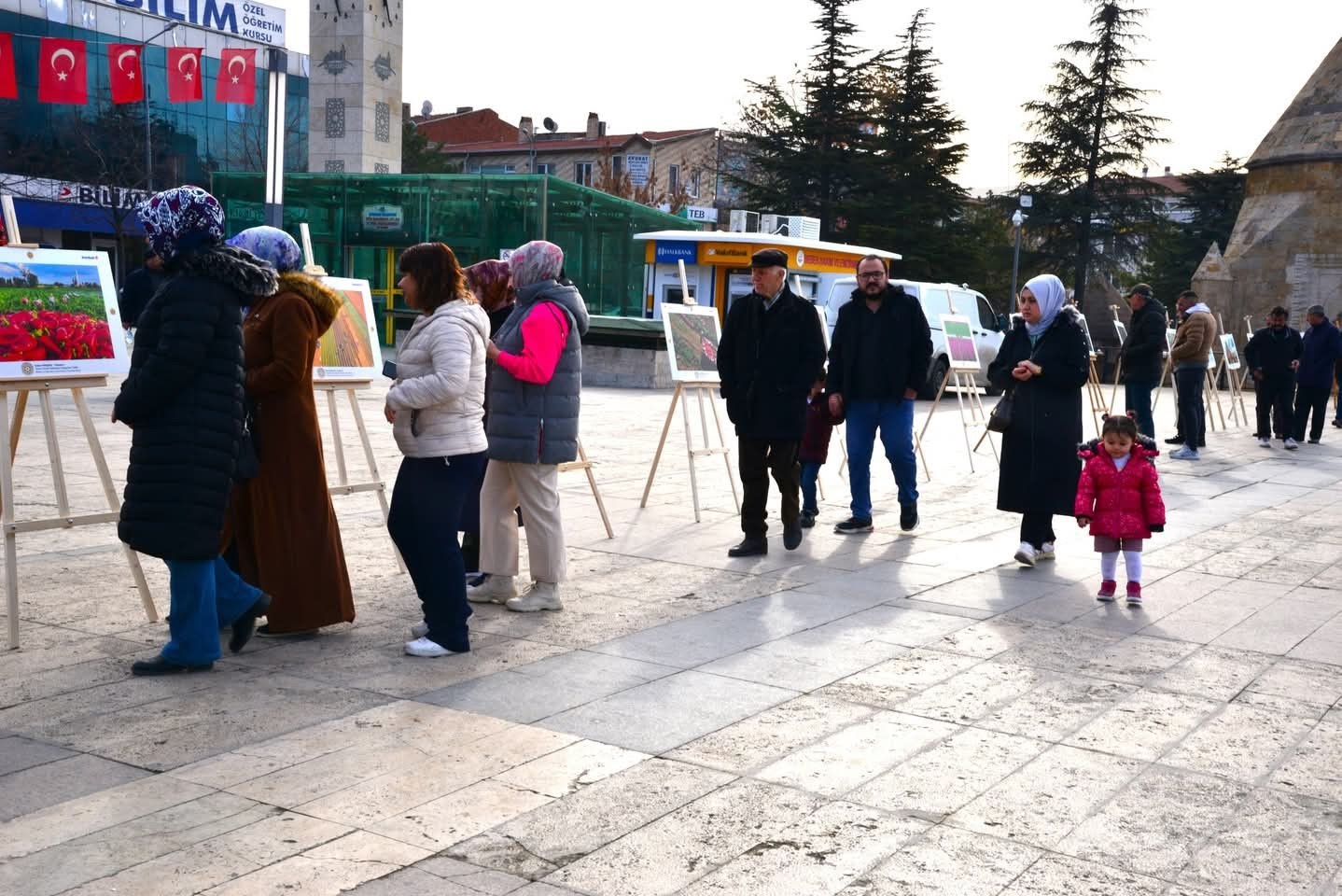 Tarım, Orman ve İnsan fotoğraf sergisine ilgi
