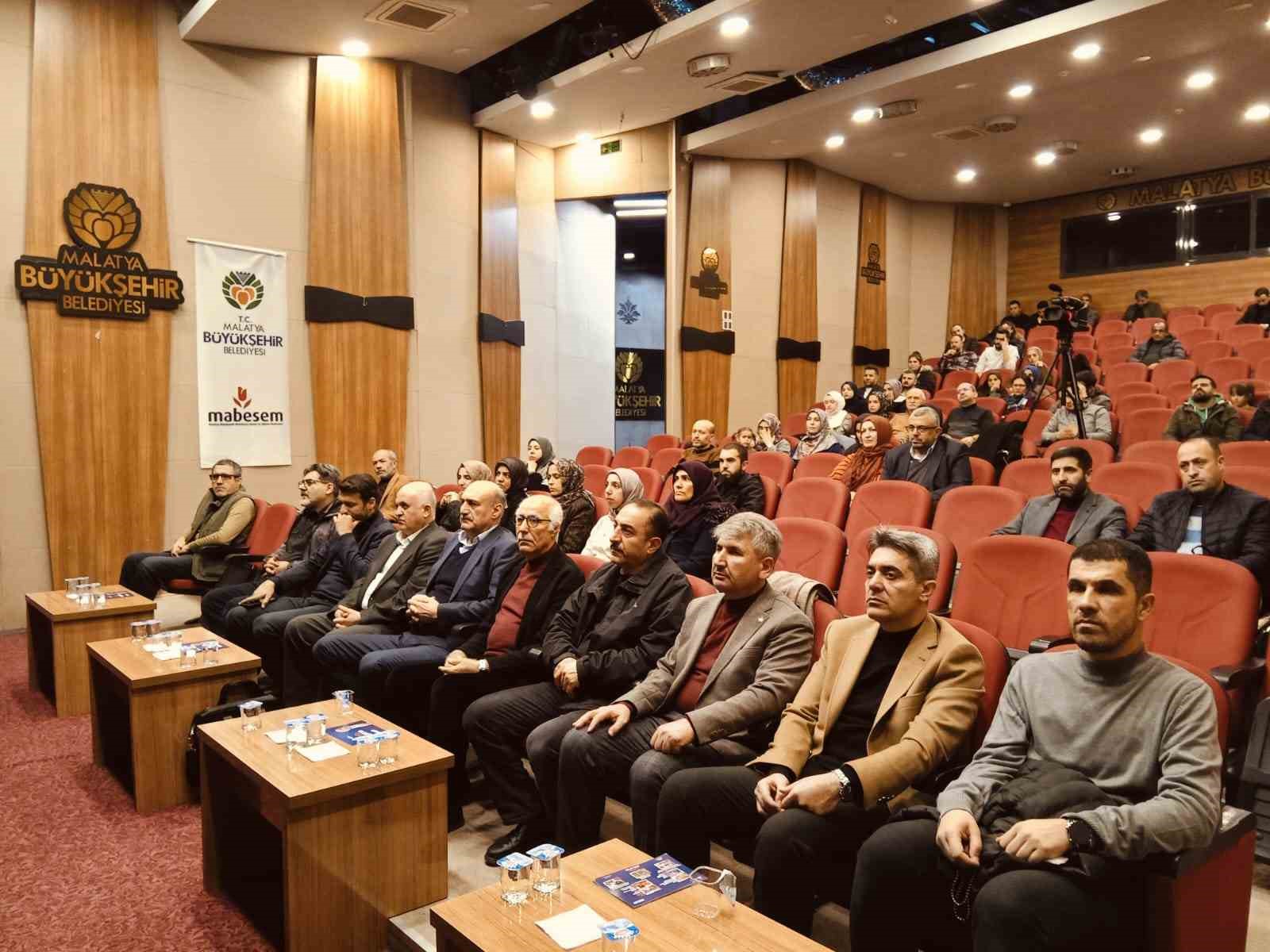 Malatya Büyükşehir Belediyesi’nden kültürel seminerler
