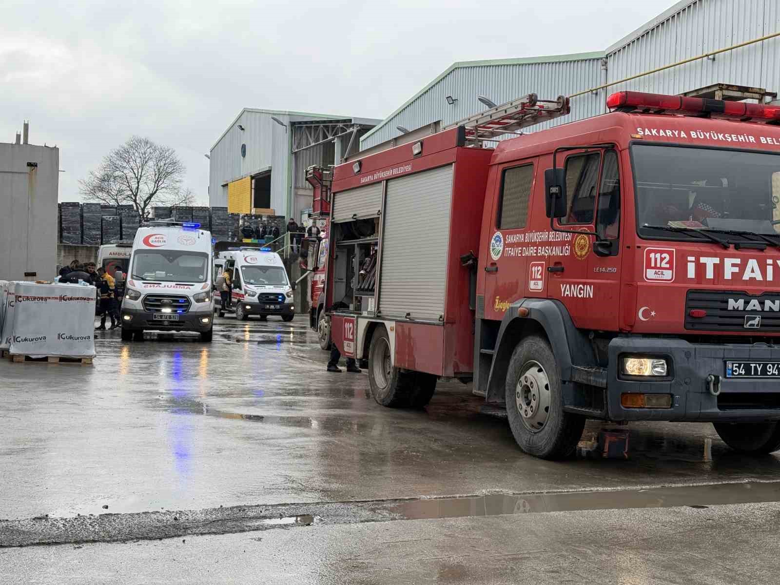 Yalıtım fabrikasındaki yangında yaralı sayısı 7’ye yükseldi
