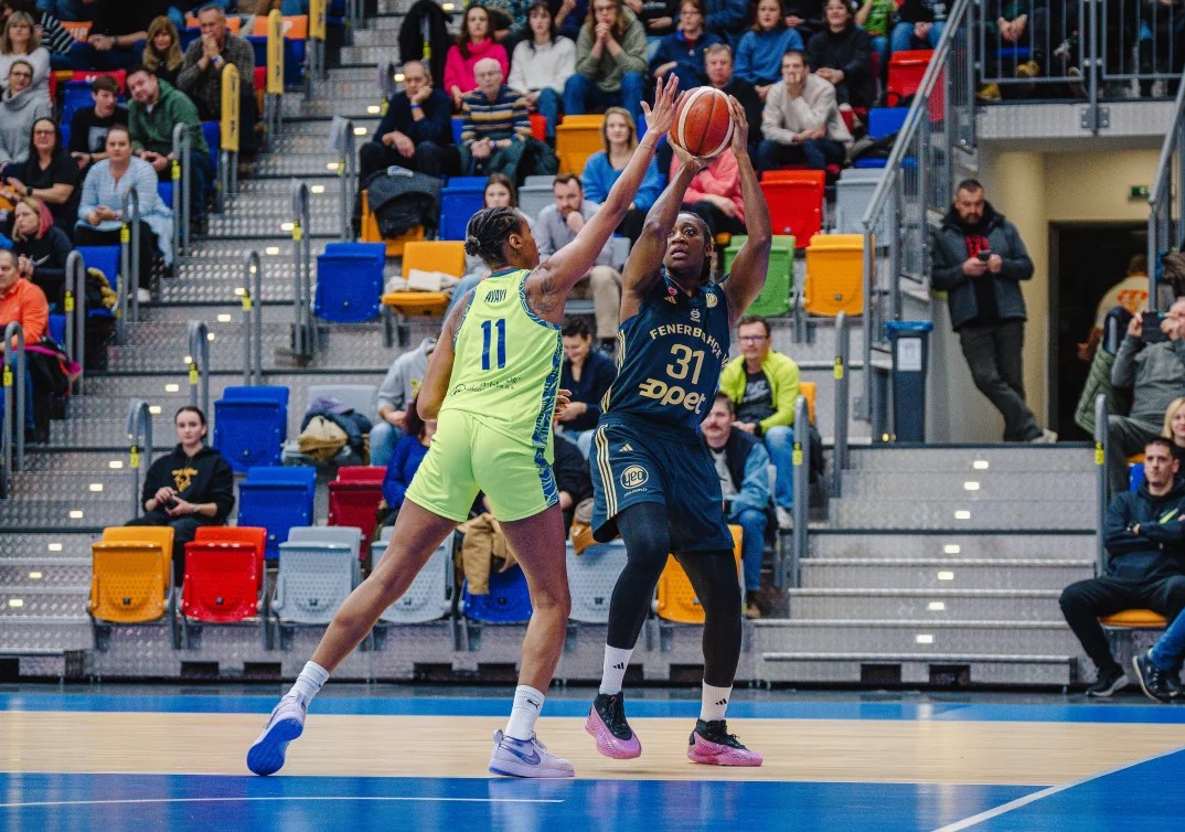 Fenerbahçe Kadın Basketbol Takımı, namağlup unvanını korudu
