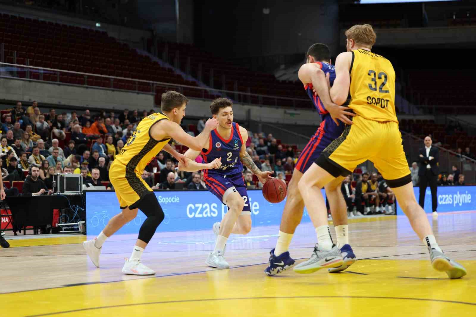 EuroCup: Trefl Sopot: 76 - Bahçeşehir Koleji: 81
