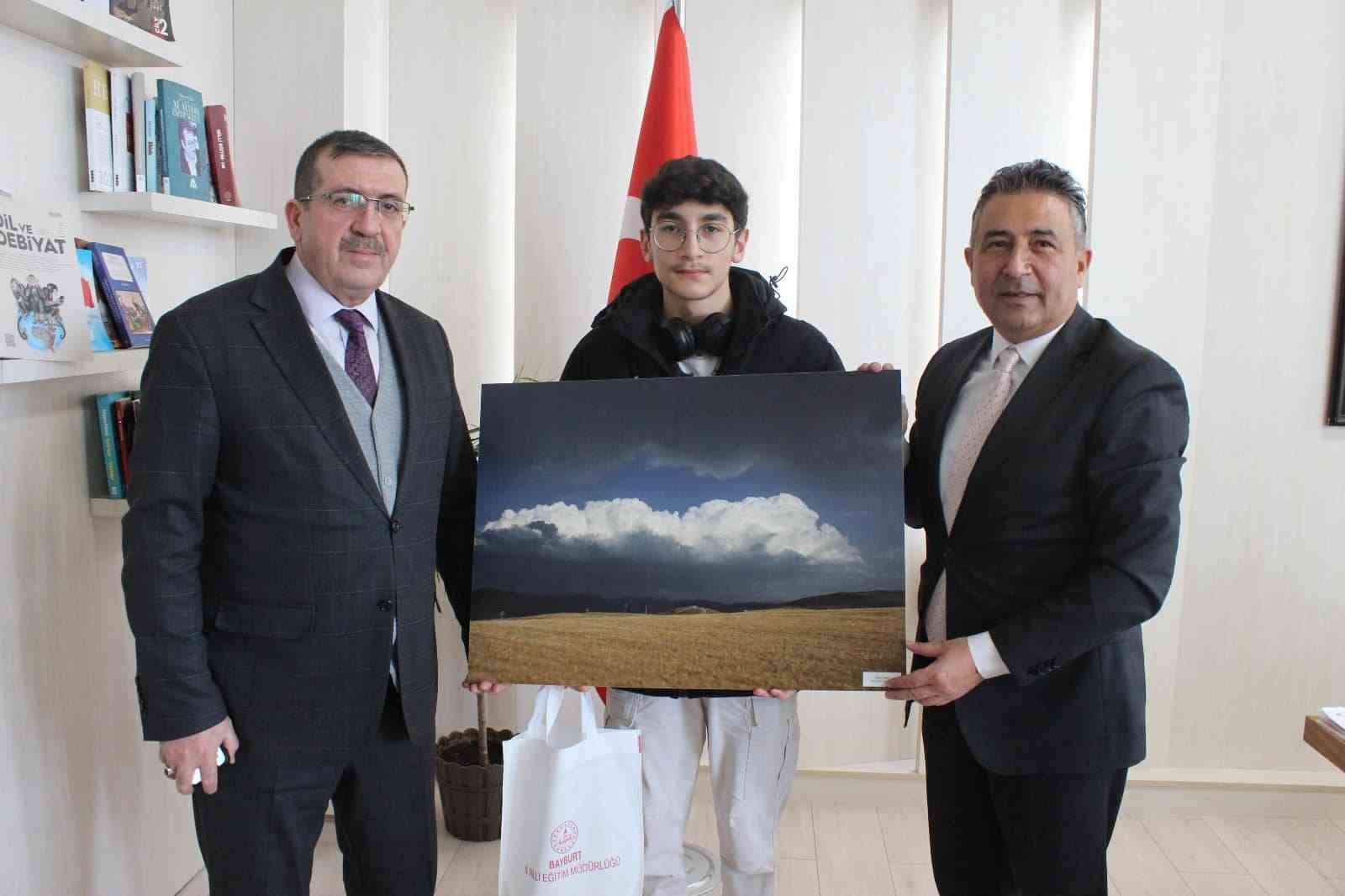 Bayburt’ta sonbahar fotoğraf yarışmasının kazananları belli oldu
