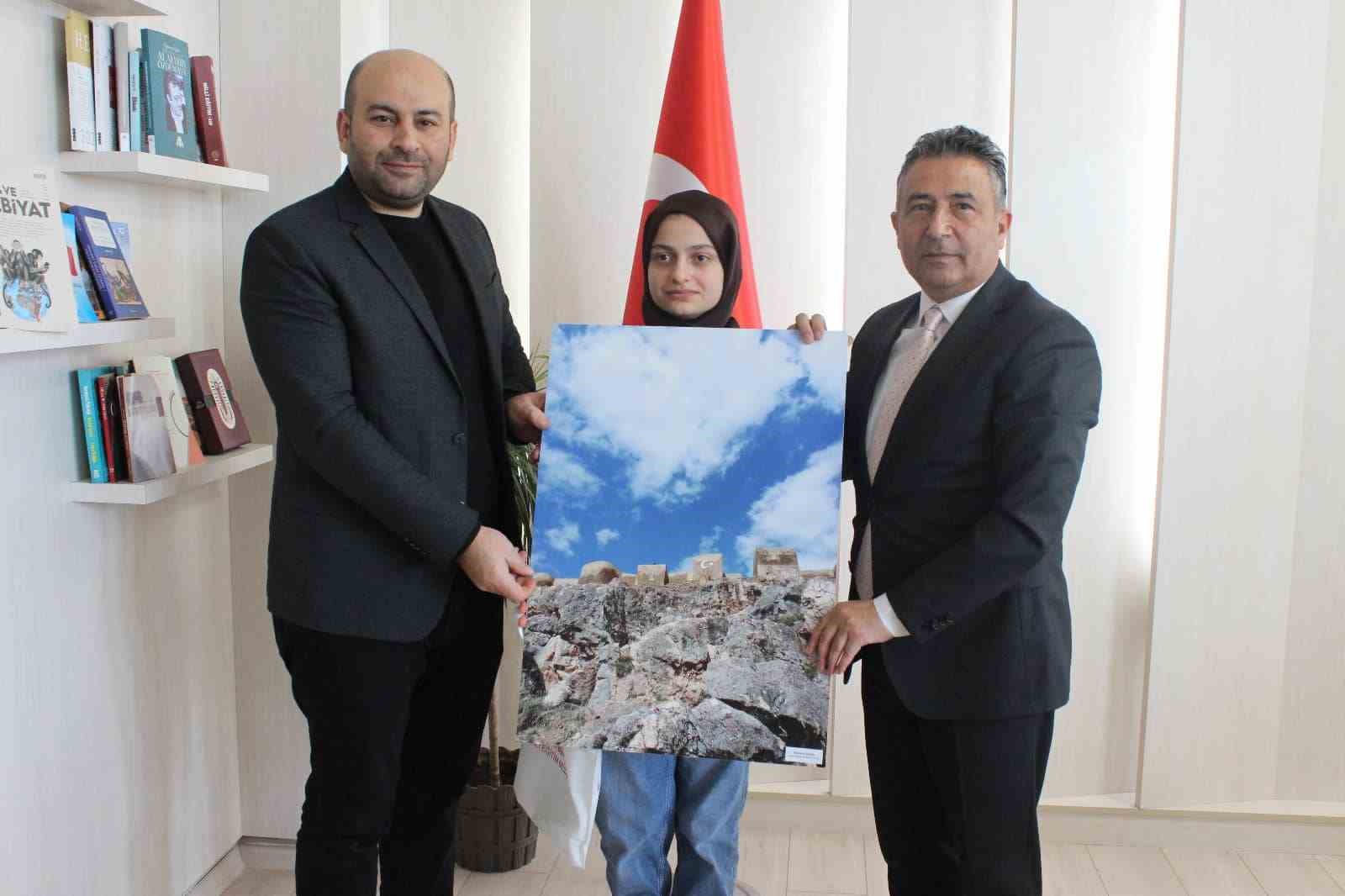 Bayburt’ta sonbahar fotoğraf yarışmasının kazananları belli oldu
