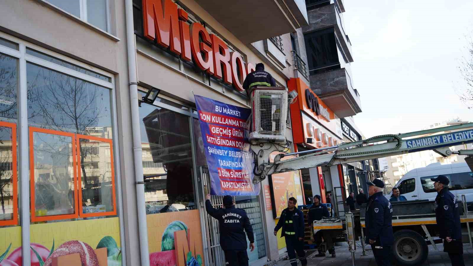 Tarihi geçmiş ürün satan ve fahiş fiyat uygulan Migros market 3 gün kapatıldı
