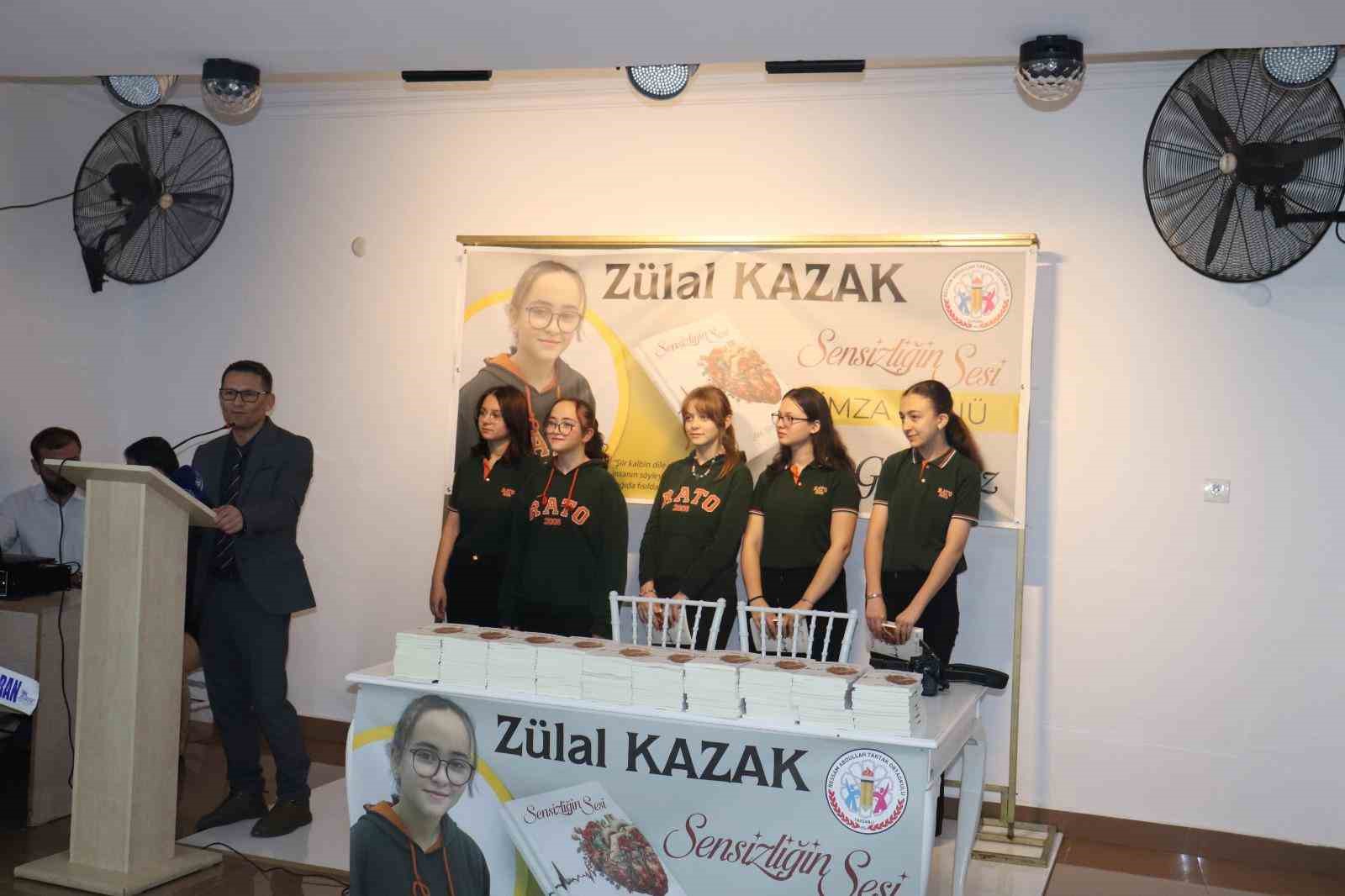 Ressam Abdullah Taktak Ortaokulu öğrencisi Zülal Kazak’ın 