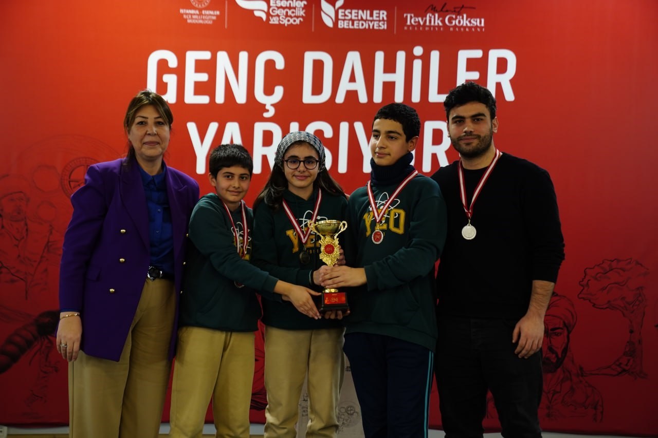 Esenler’de bu yılın “dahi” çocukları belli oldu
