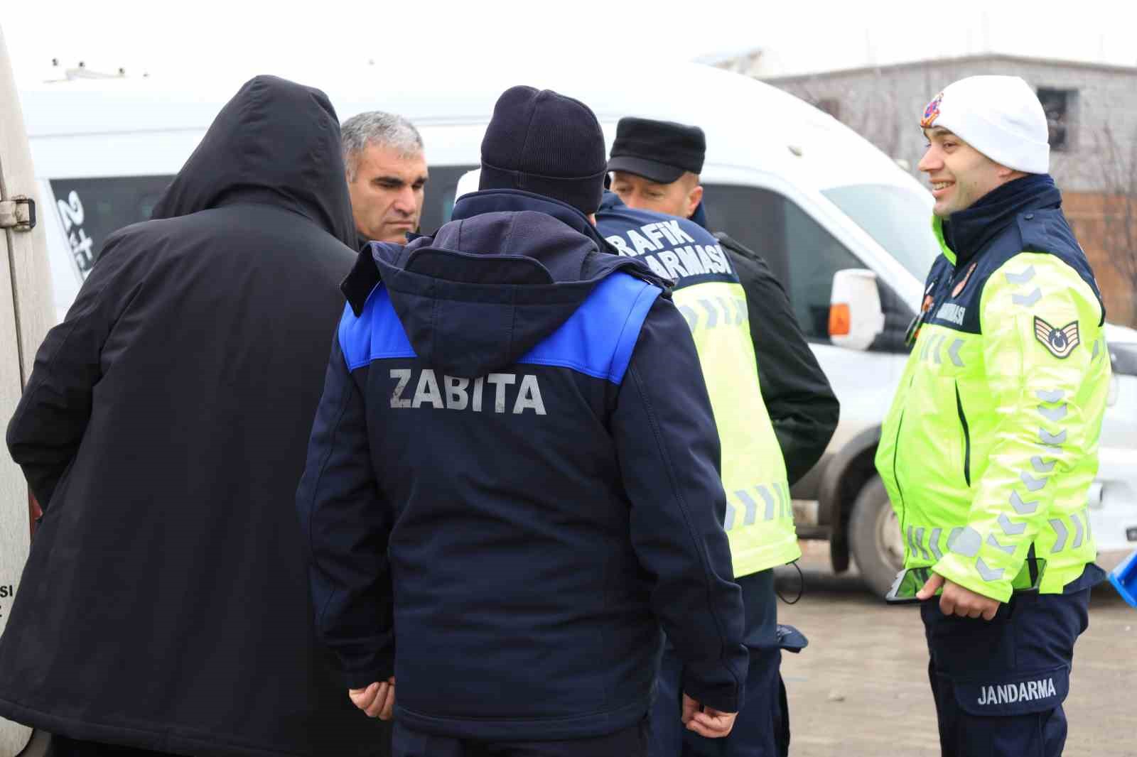 Güroymak’ta öğrenci servisleri denetlendi
