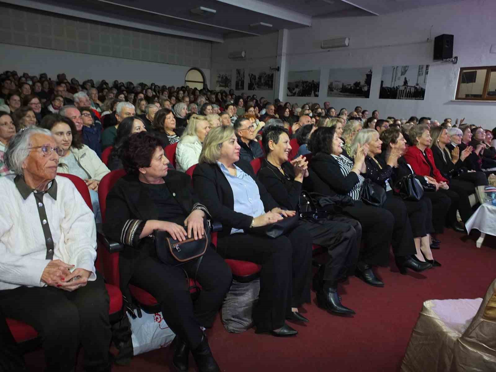 Bu konserin geliri öğrencilere burs olacak
