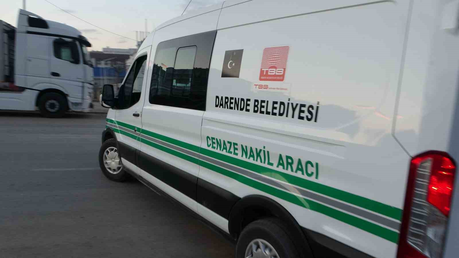 Misafirliğe geldiği evde yaşlı kadını bıçaklayarak öldürdü
