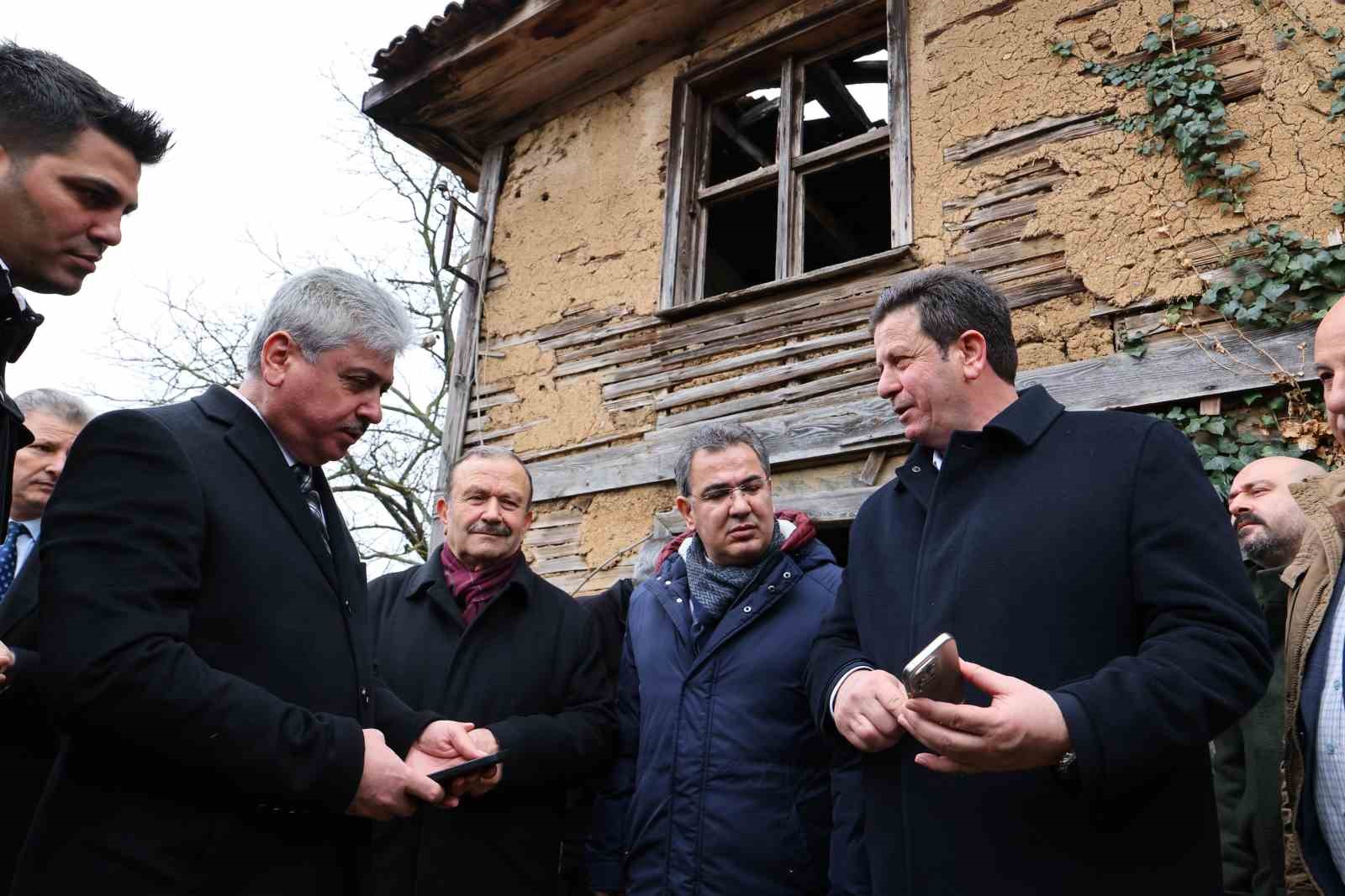 Akyazı’daki tarihi cami restore edilecek
