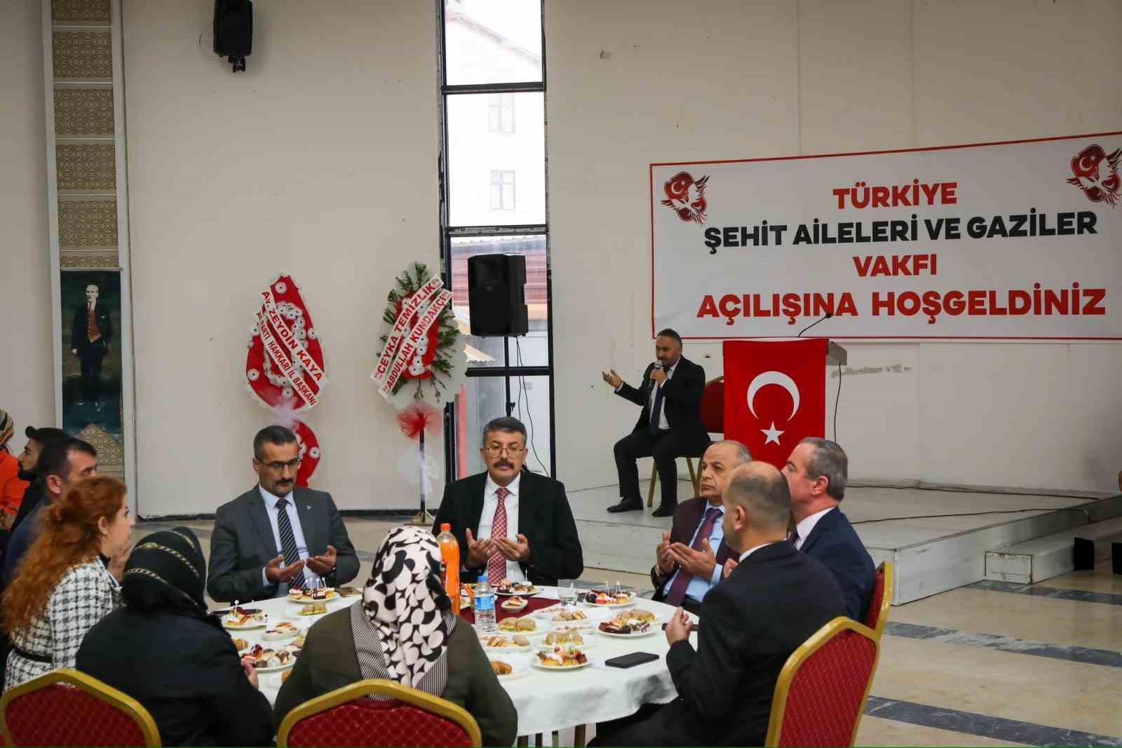 TUSAG Hakkari Şubesi dualar eşliğinde açıldı
