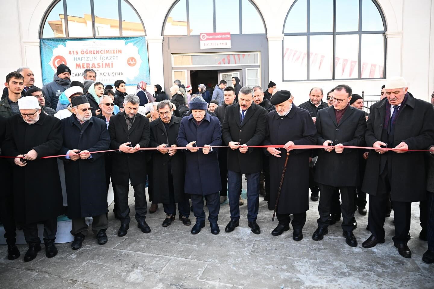 Hz. Ali Camii dualarla açıldı
