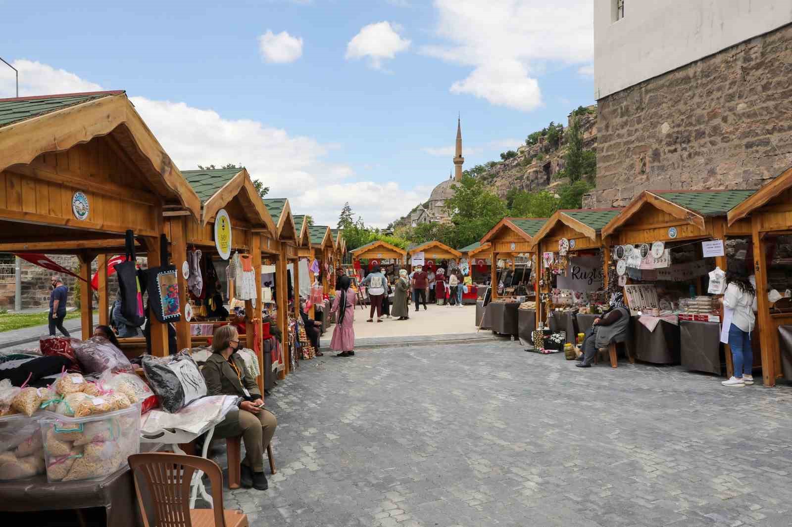 Talas’ta bu pazar ayın ikinci Maharetli Eller’i
