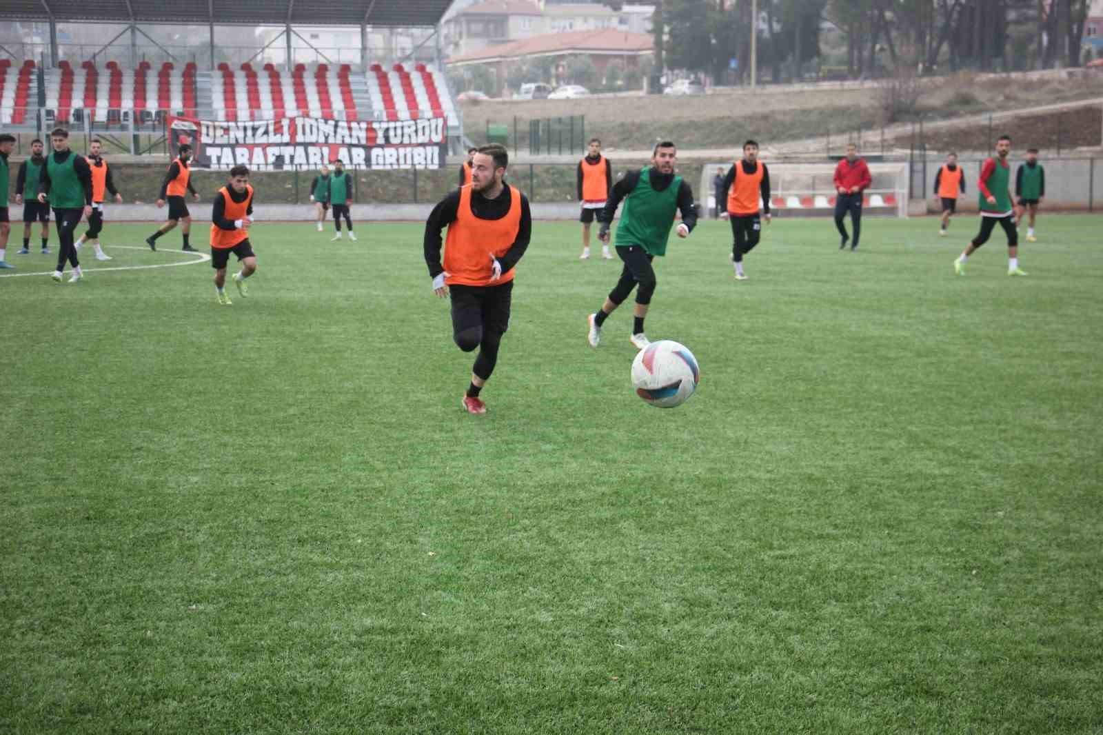 Denizli İdmanyurdu ikinci yarıya iyi başlamak istiyor
