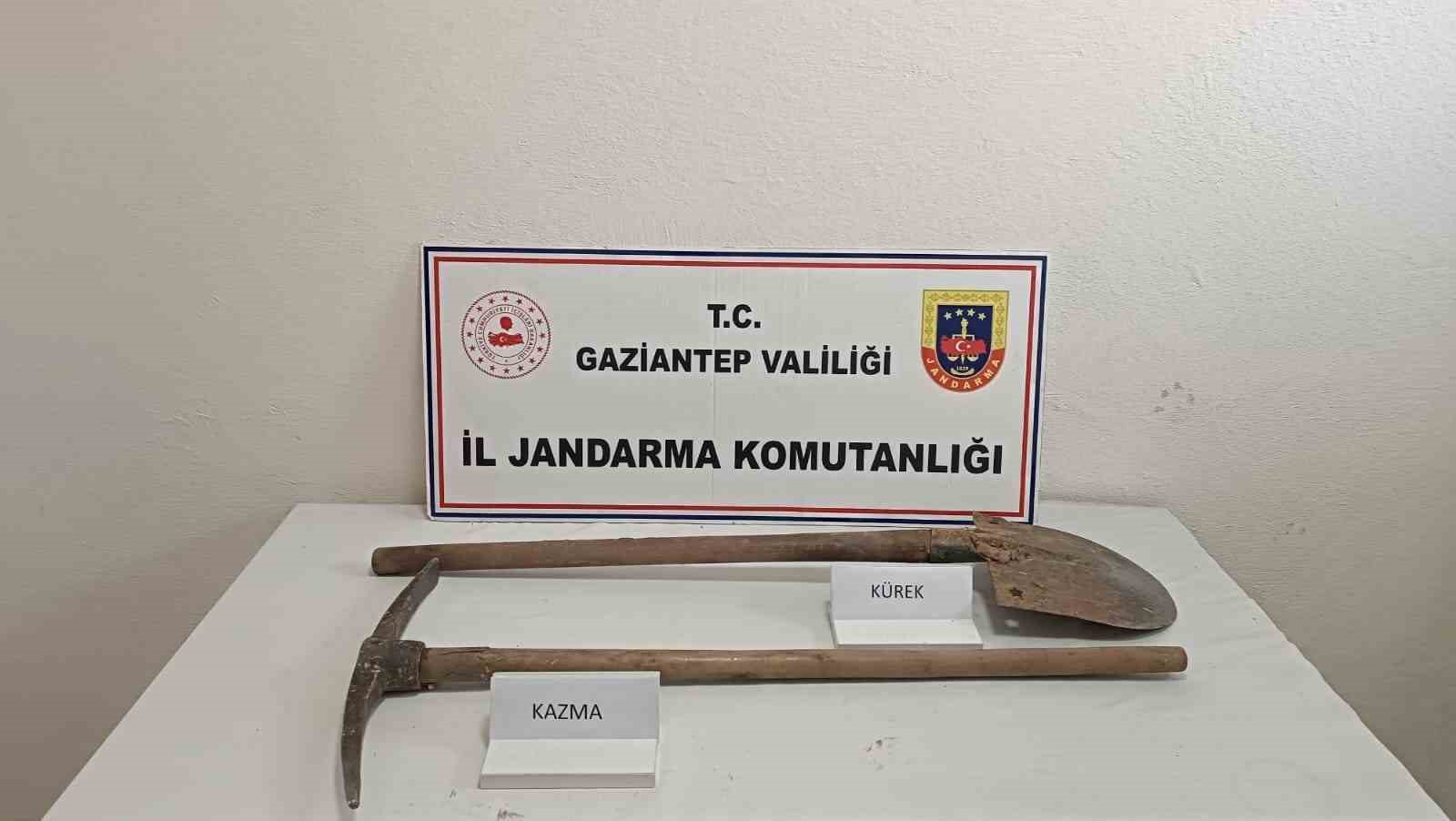 Gaziantep’te define avcıları jandarmaya yakalandı: 5 gözaltı
