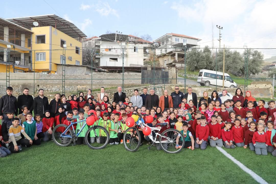 Ortaokul öğrencilerine ’kariyer’ eğitimi
