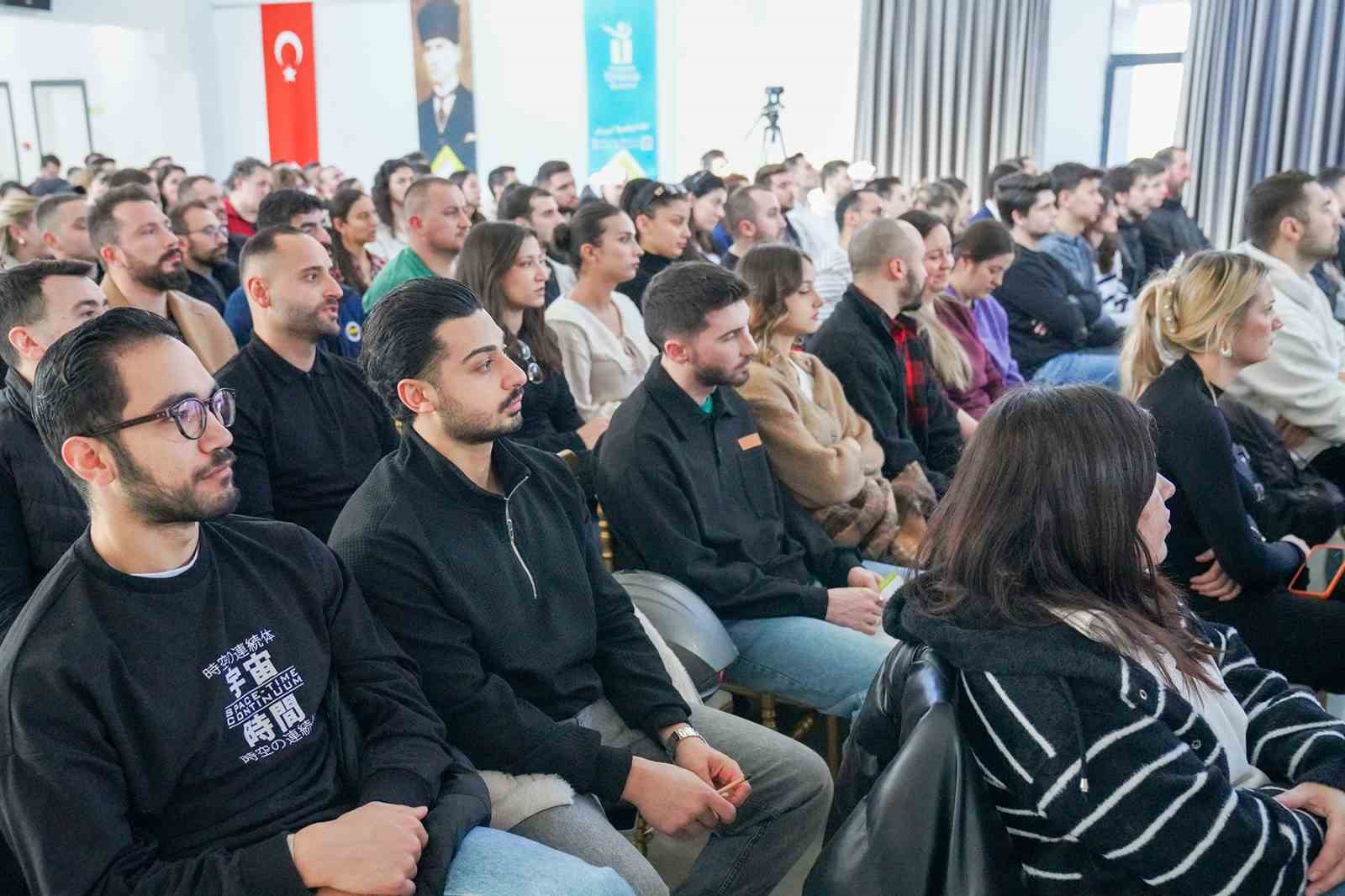 Tepebaşı’nda Antrenör Gelişim Semineri
