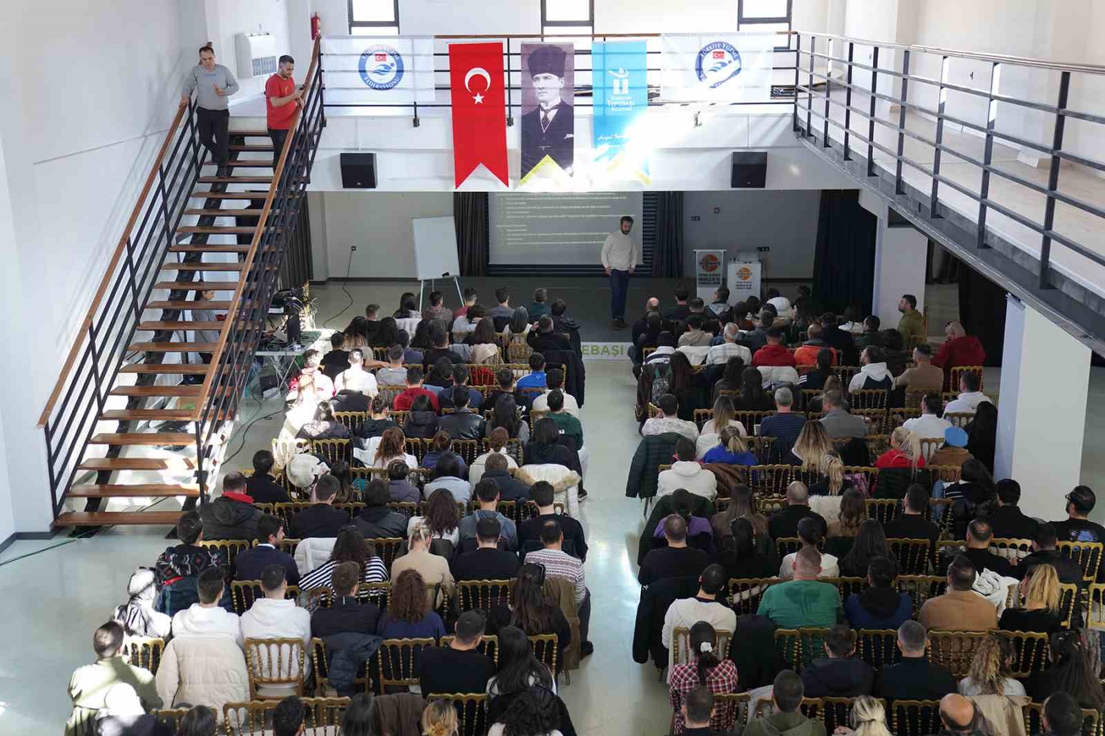 Tepebaşı’nda Antrenör Gelişim Semineri
