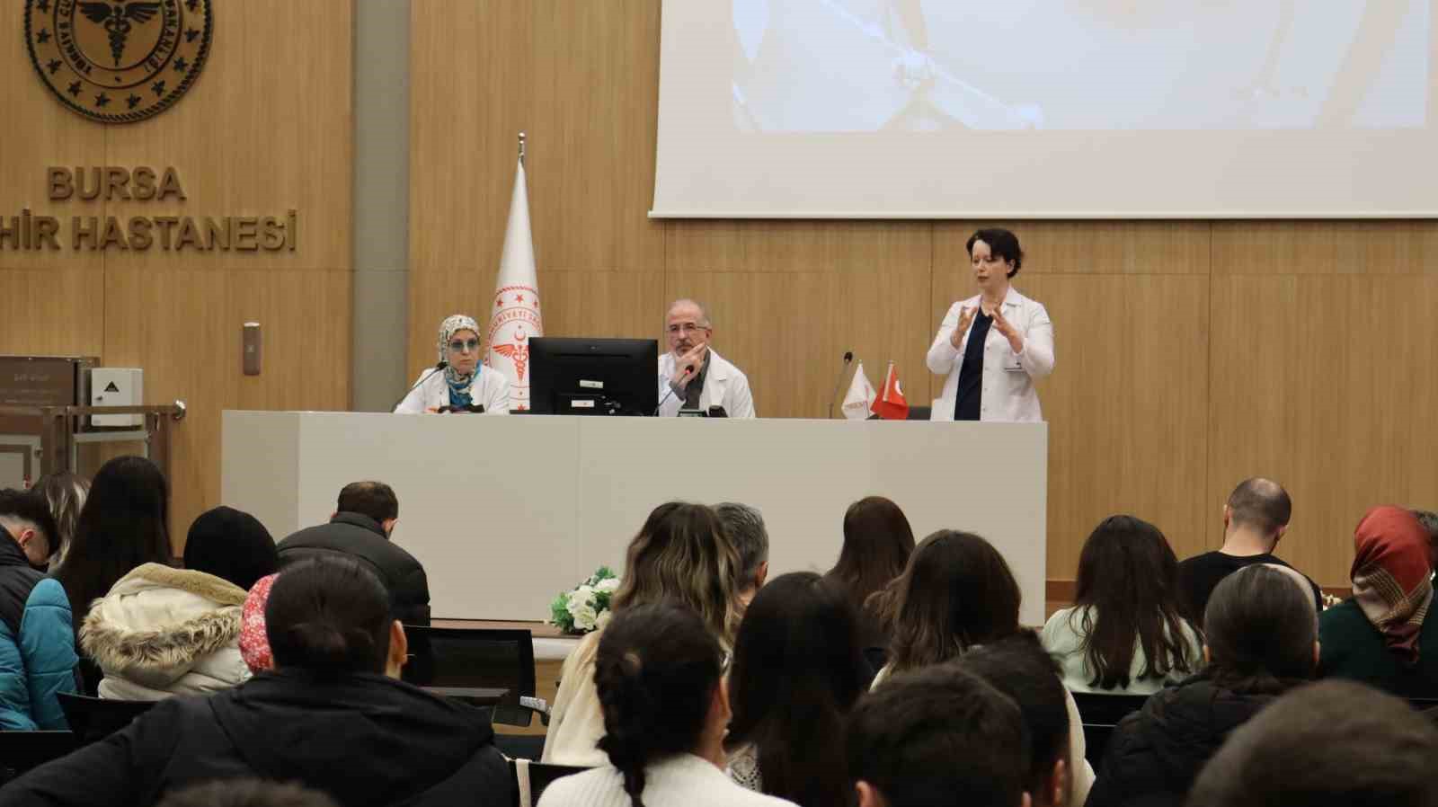 Yanık tedavisinde güncel gelişimler Bursa Şehir Hastanesi’nde ele alındı
