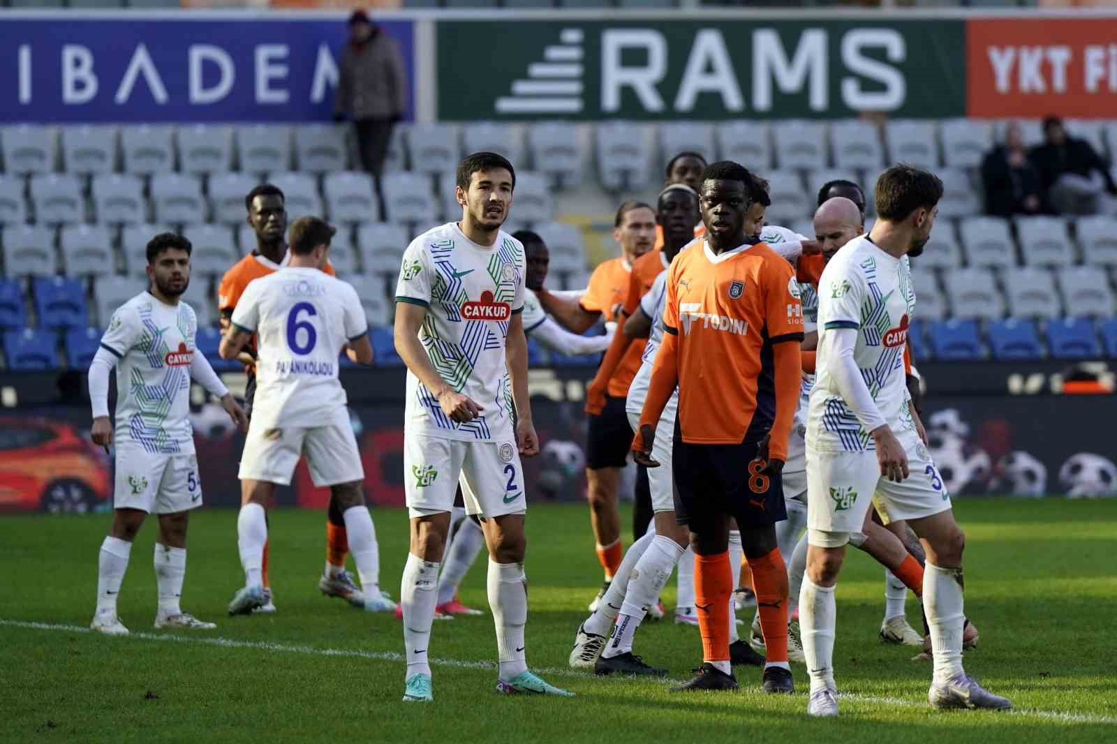 Trendyol Süper Lig: Başakşehir: 2 - Çaykur Rizespor: 0 (Maç sonucu)
