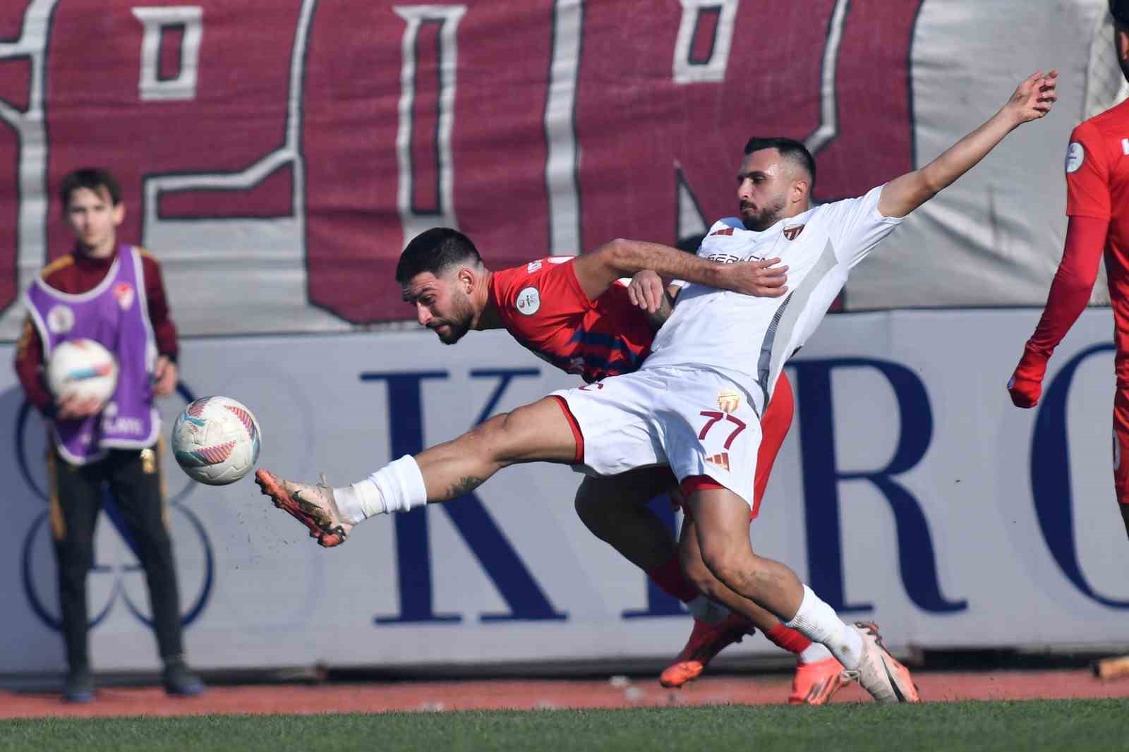 TFF 2. Lig: İnegölspor: 0 - Altınordu: 0
