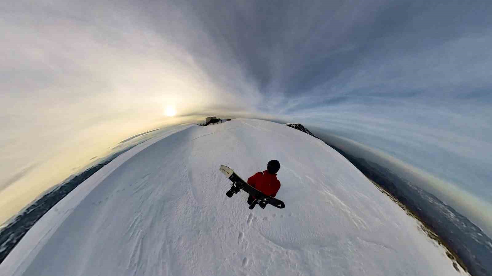 Karla kaplı Sis Dağı’nda snowboard keyfi
