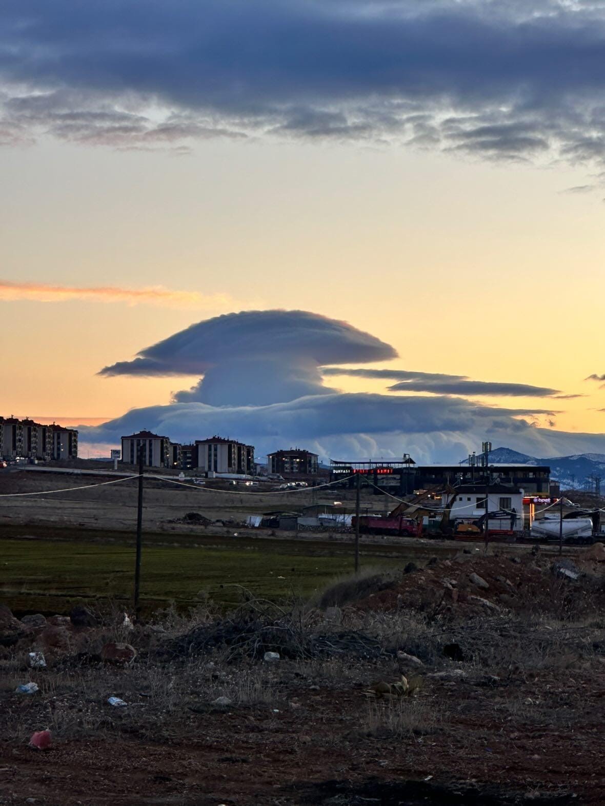 Elazığ’da mantar bulutu görüldü
