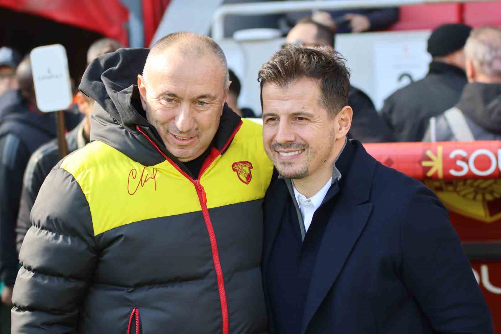 Trendyol Süper Lig: Göztepe: 1 - Antalyaspor: 0 (İlk yarı)
