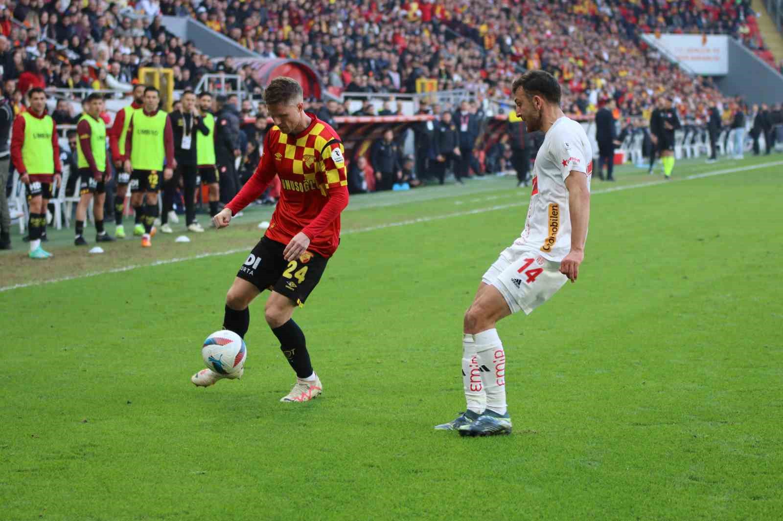 Trendyol Süper Lig: Göztepe: 1 - Antalyaspor: 0 (Maç sonucu)
