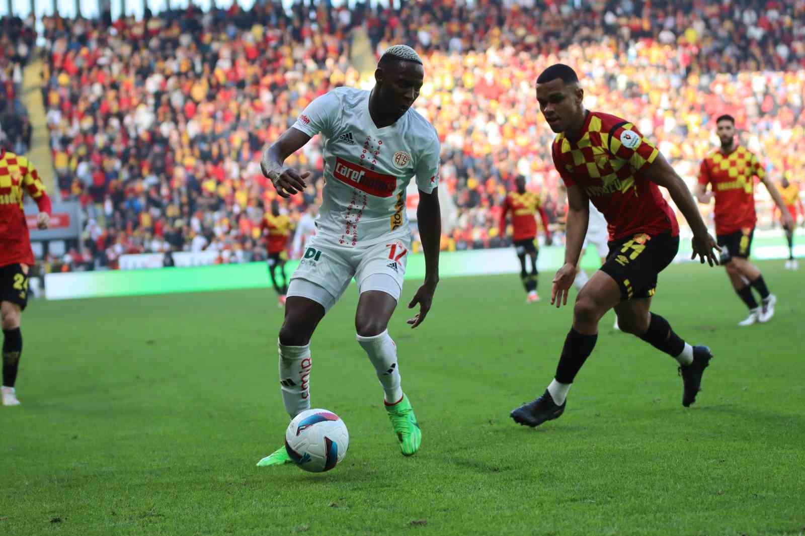 Trendyol Süper Lig: Göztepe: 1 - Antalyaspor: 0 (Maç sonucu)
