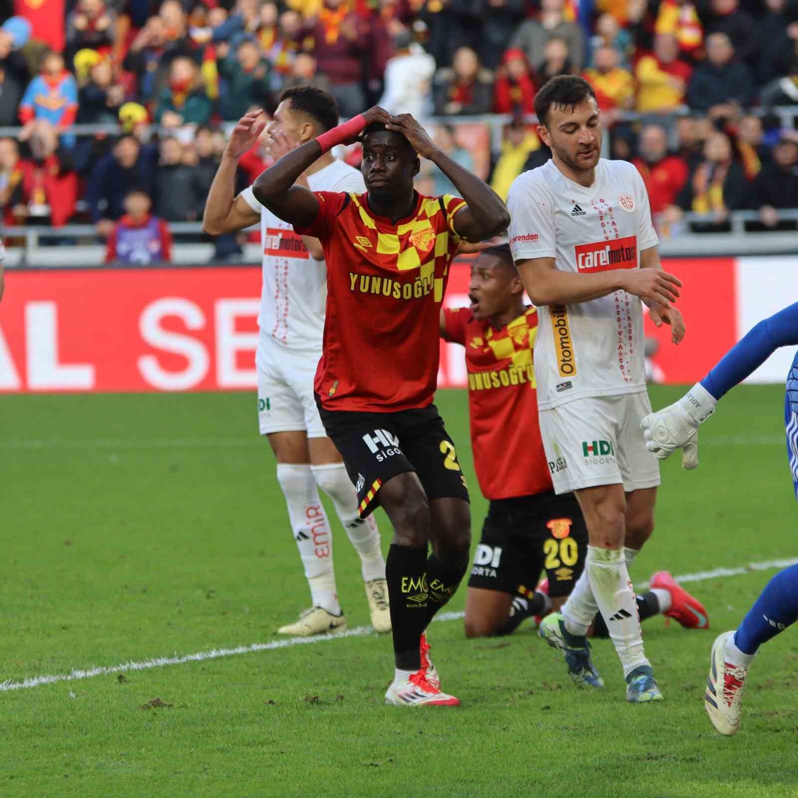 Trendyol Süper Lig: Göztepe: 1 - Antalyaspor: 0 (Maç sonucu)
