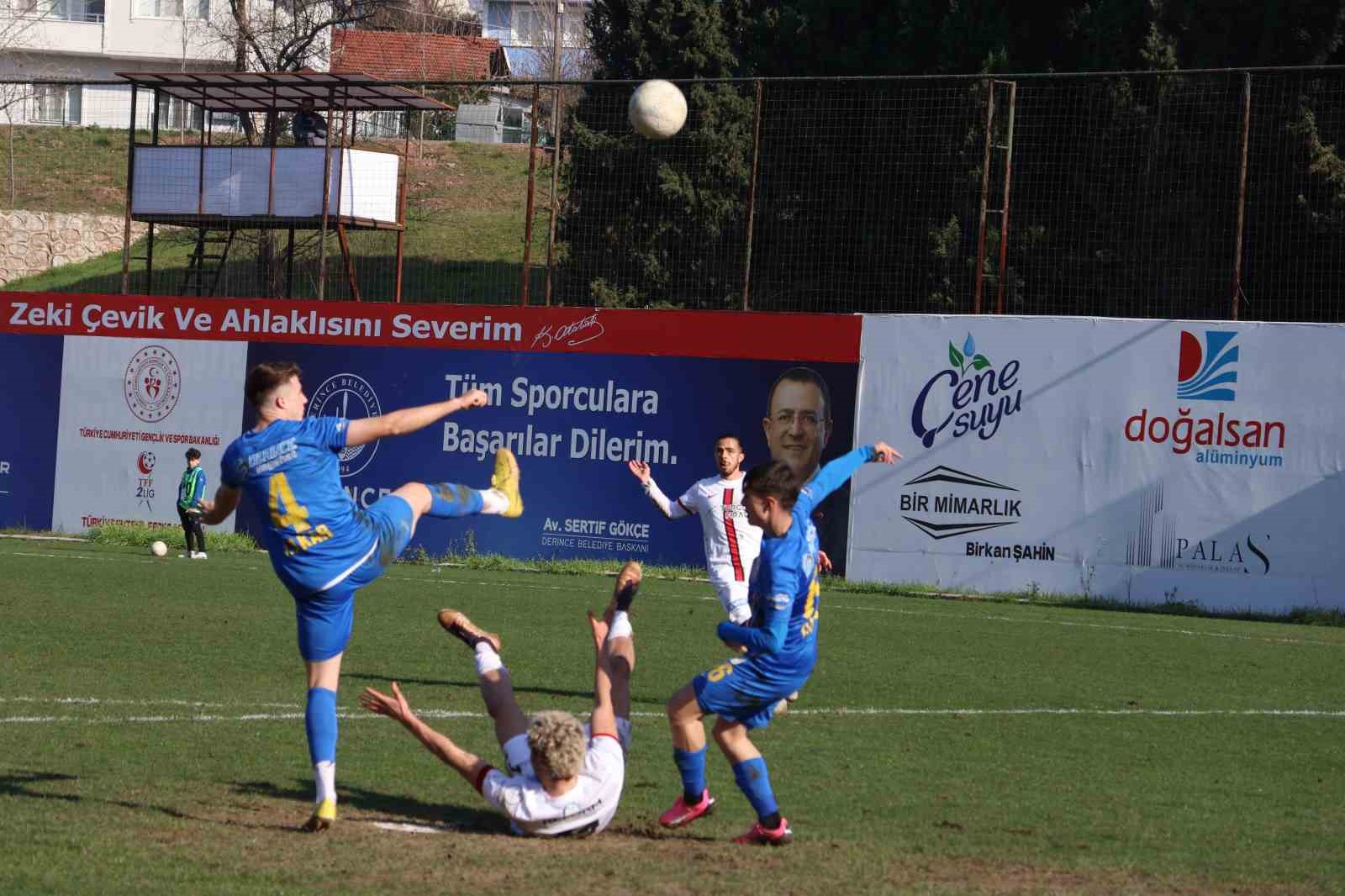 TFF 2. Lig: Belediye Derincespor: 1 - Vanspor FK: 4
