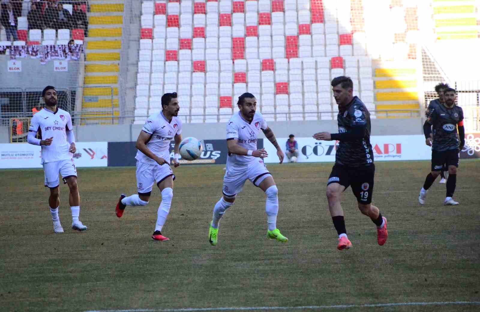 TFF 2. Lig: Karaman FK: 1 - Elazığspor: 1
