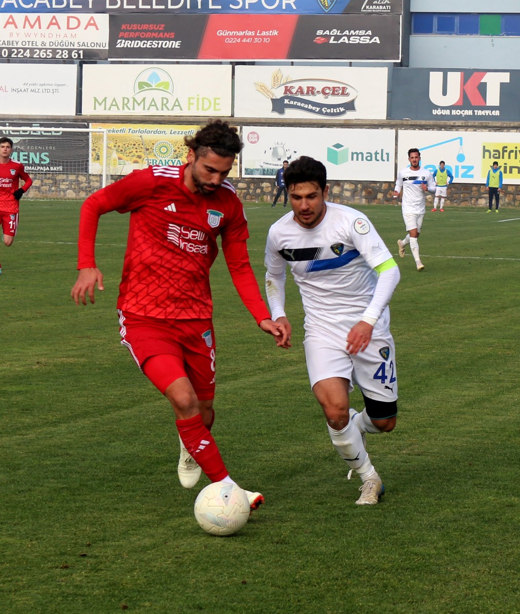 TFF 2. Lig: Karacabey Belediye Spor: 3 - Arnavutköy Belediyespor: 4
