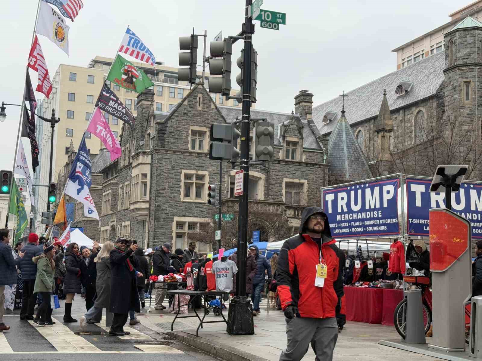 Trump’ın yemin töreni öncesi Washington DC’de güvenlik önlemleri üst seviyeye çıkarıldı
