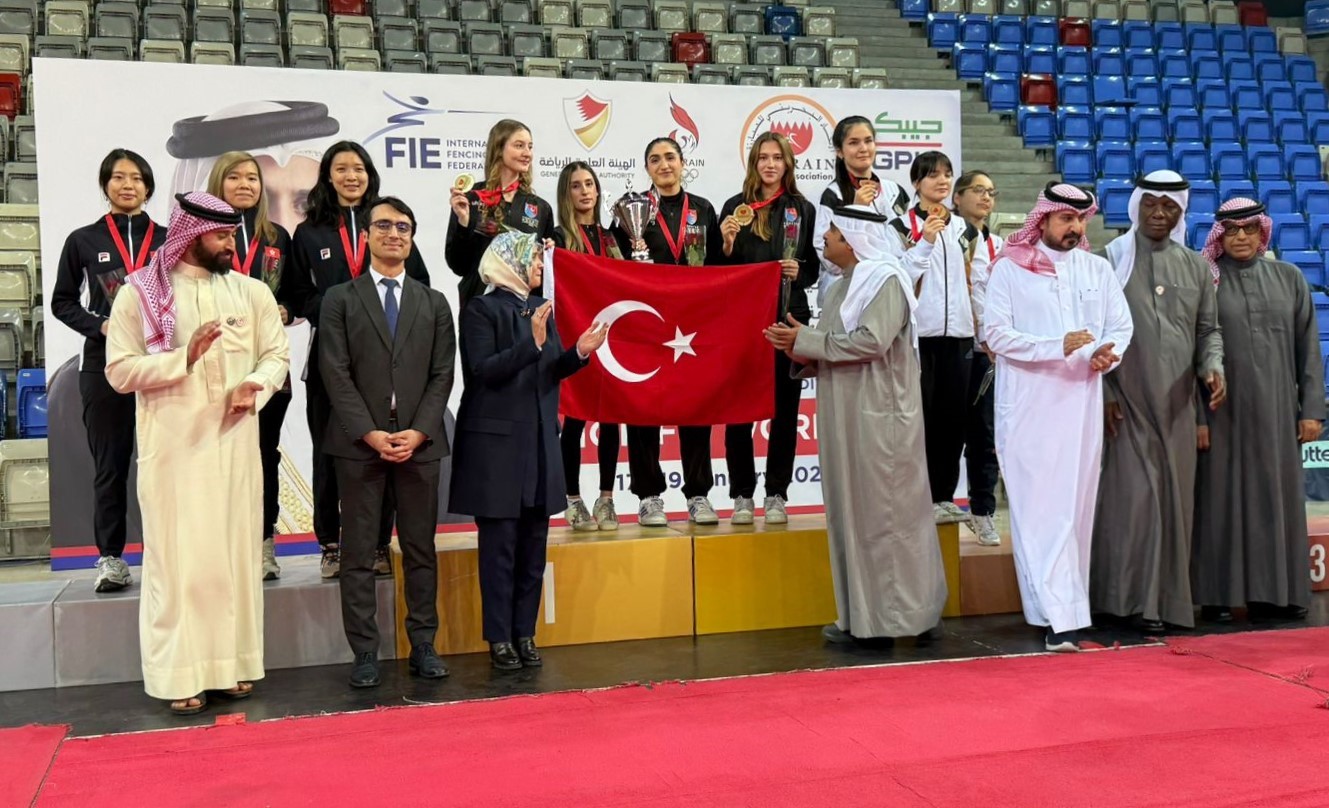 Genç Kadın Epe Takımı Bahreyn’de şampiyon oldu
