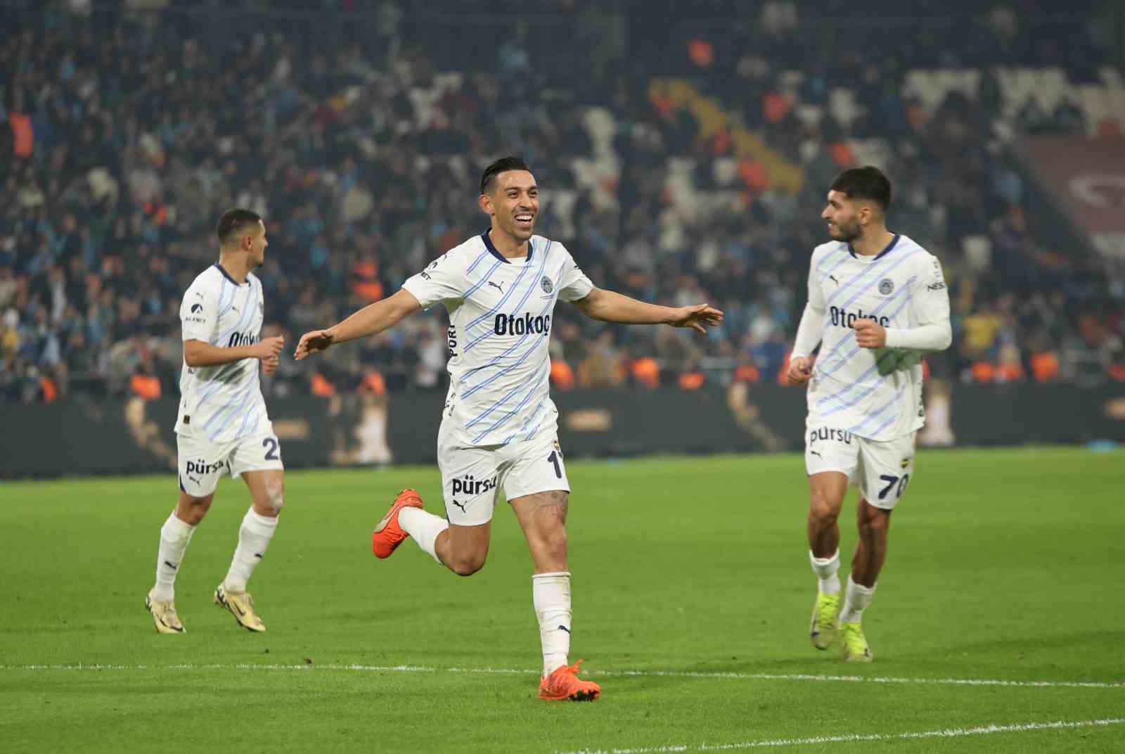 Trendyol Süper Lig: Adana Demirspor: 0 - Fenerbahçe: 4 (Maç sonucu)
