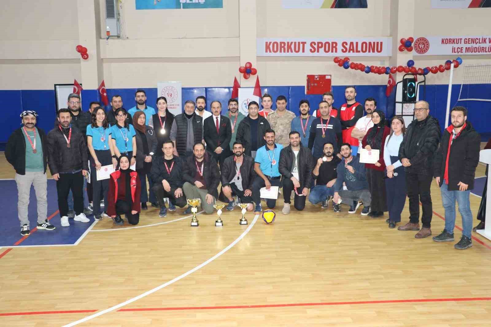 “Kurumlar Arası Voleybol Turnuvası” sona erdi
