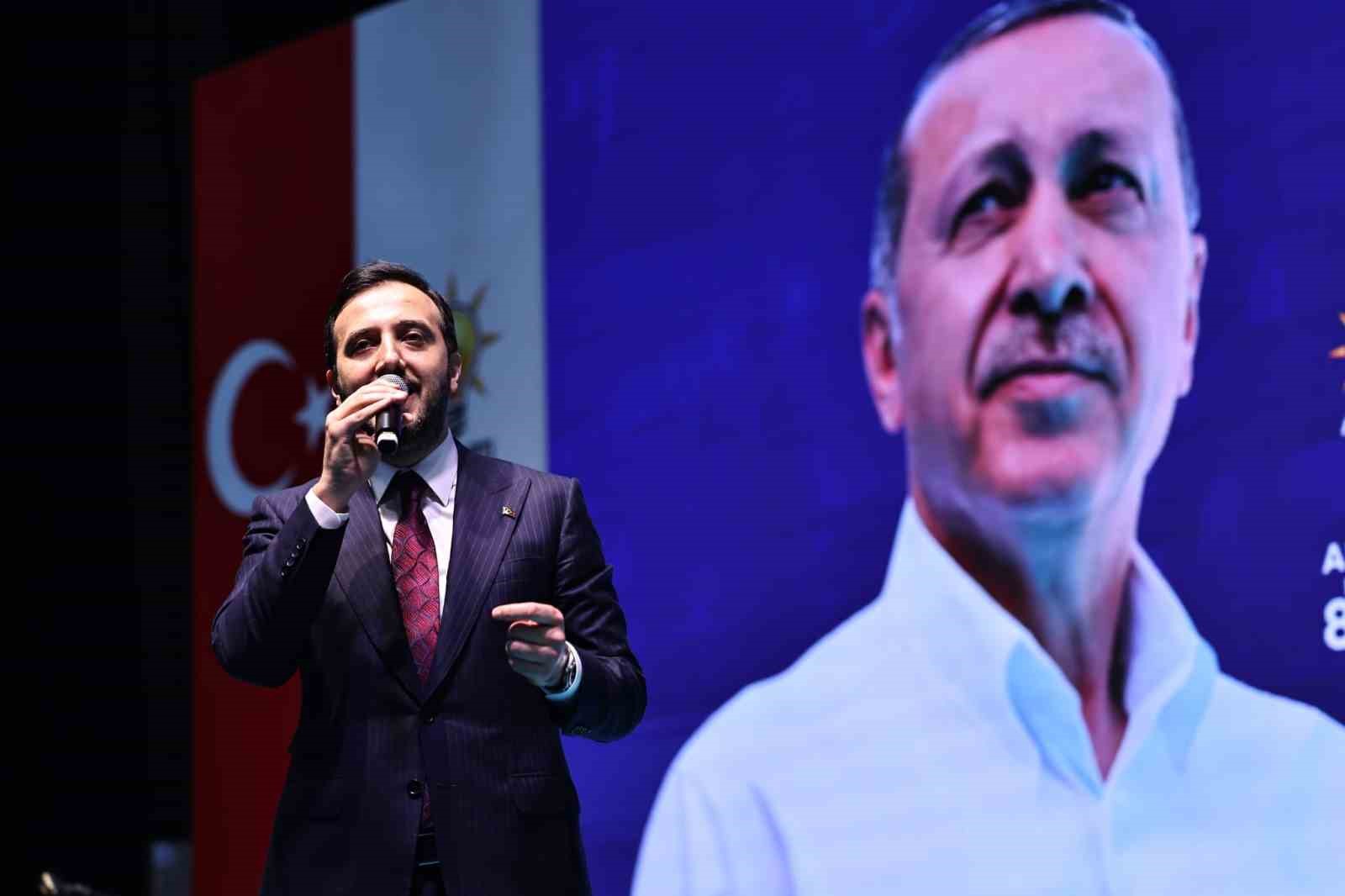 AK Parti İstanbul ilçe kongrelerini tamamladı
