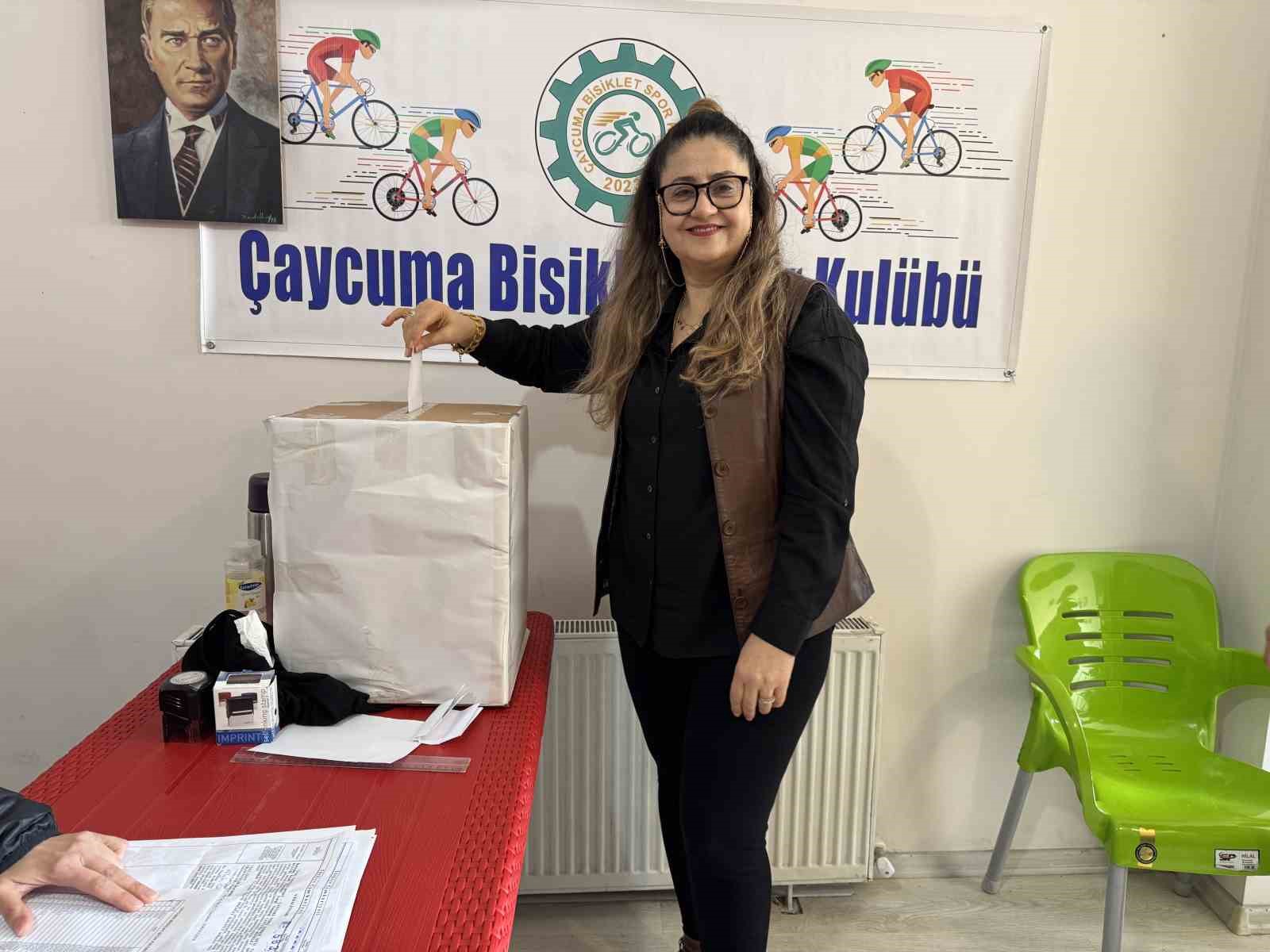 Zonguldak’ta bisiklet kulübüne kadın başkan seçildi
