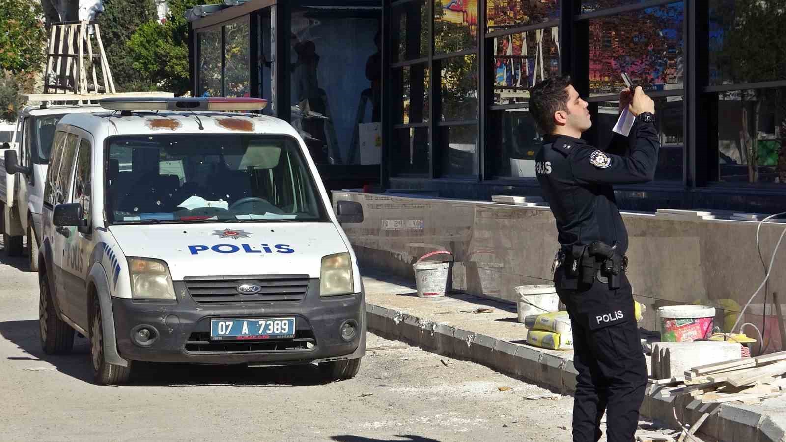 Antalya’da 19 yaşındaki Hiranur, yalnız yaşadığı evde ölü bulundu
