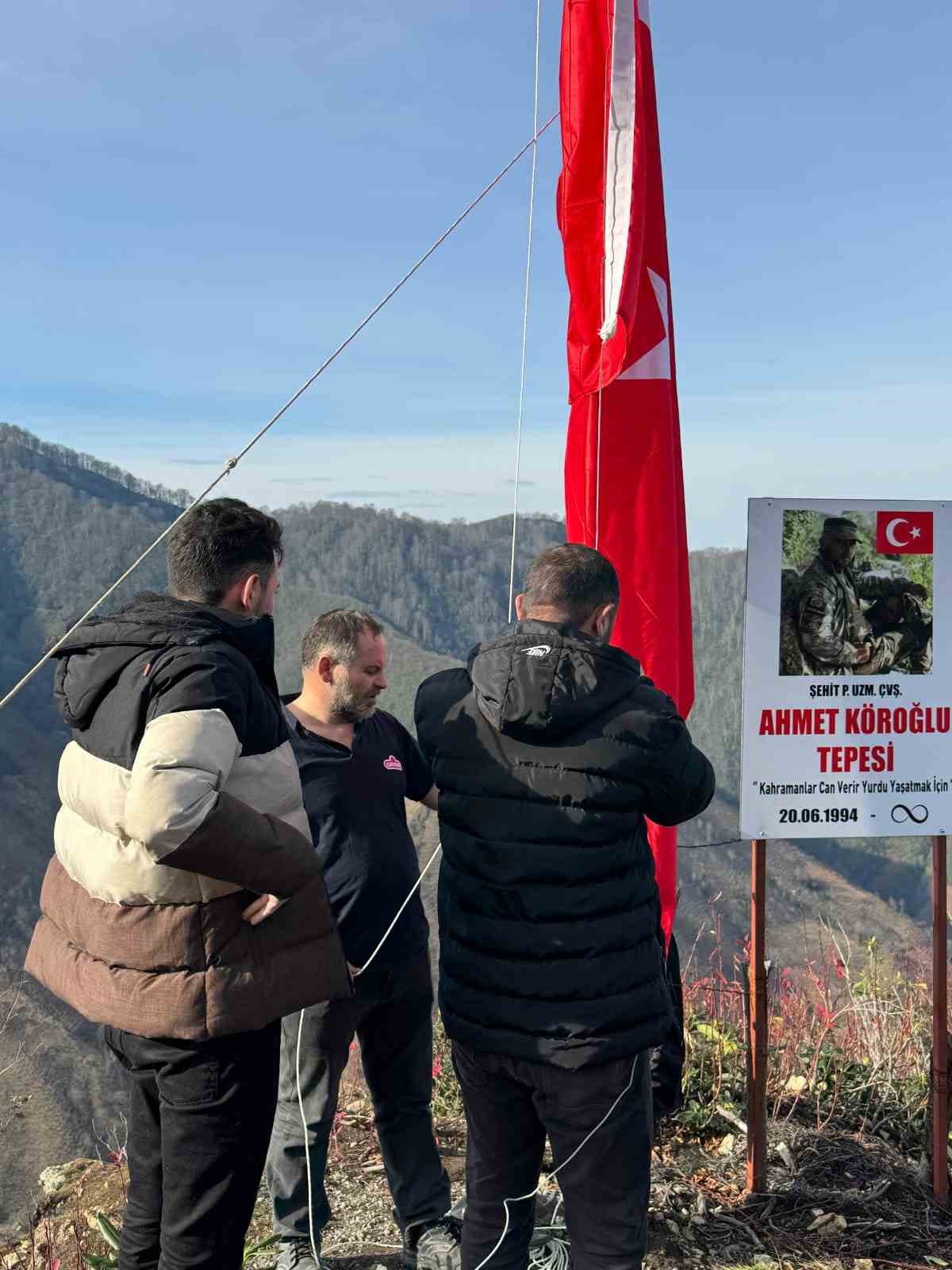 Giresun’da Şehit Ahmet Köroğlu için bayrak değişimi
