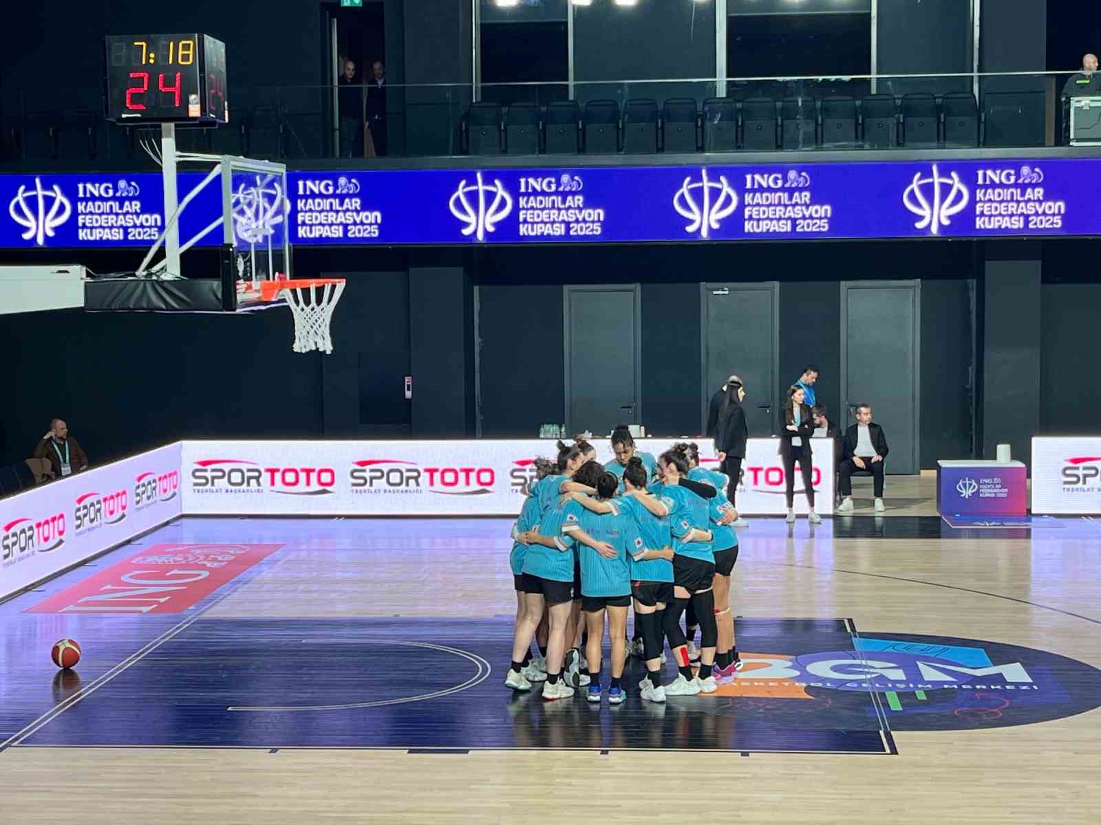 Manisa’nın tek kadın basketbol takımından büyük başarı
