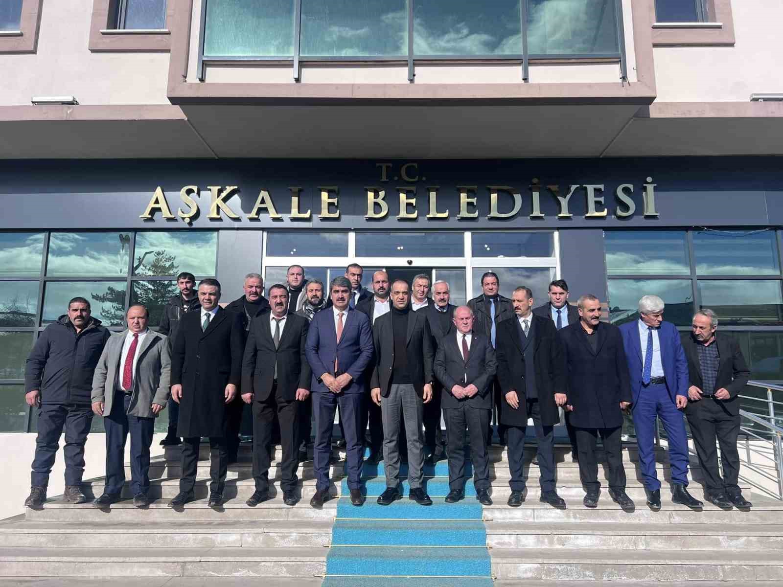 MHP heyeti Aşkale’ye çıkarma yaptı
