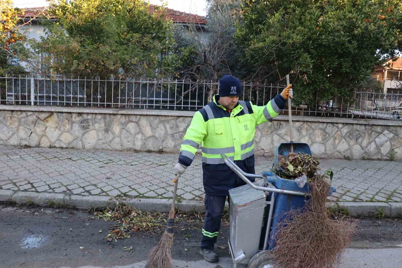 Nazilli Şirinevler Mahallesi’nde temizlik çalışması yapıldı
