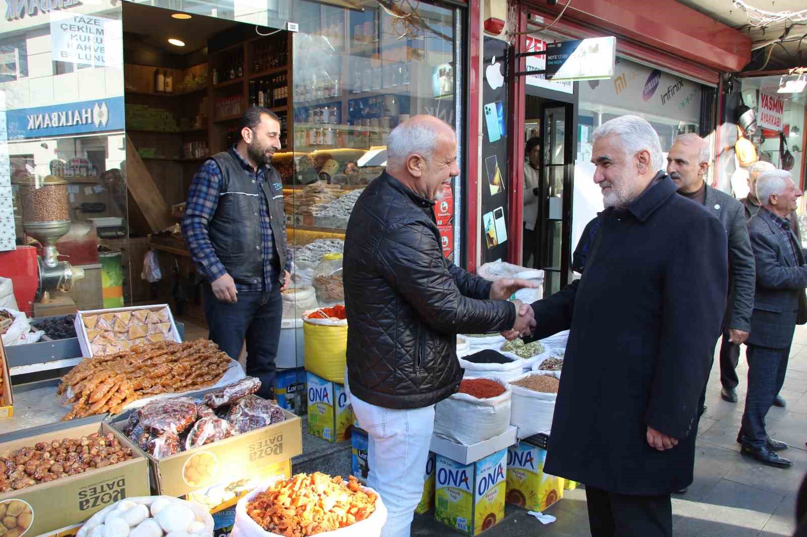 HÜDA PAR Genel Başkanı Yazıcıoğlu: ”Silahların öyle veya böyle toprağa gömülmesi gerekir”
