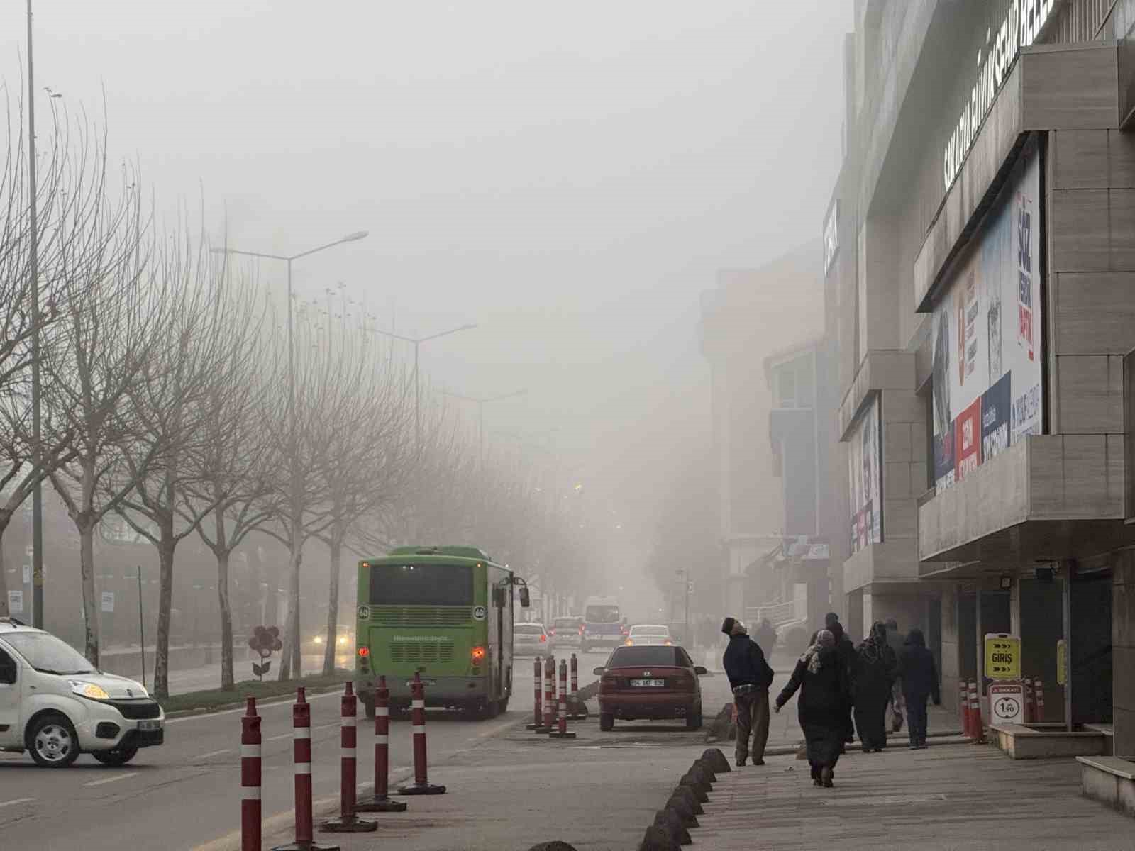 Sakarya’da sis etkili oluyor
