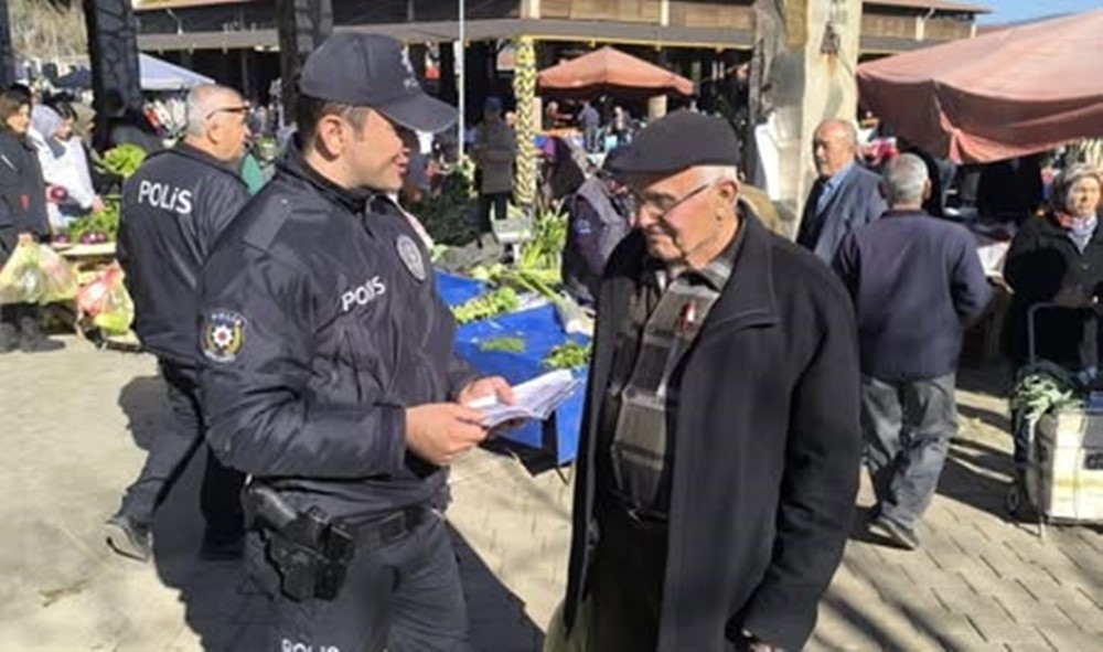 Karacasu’da vatandaşlar dolandırıcılık olaylarına karşı bilgilendirildi
