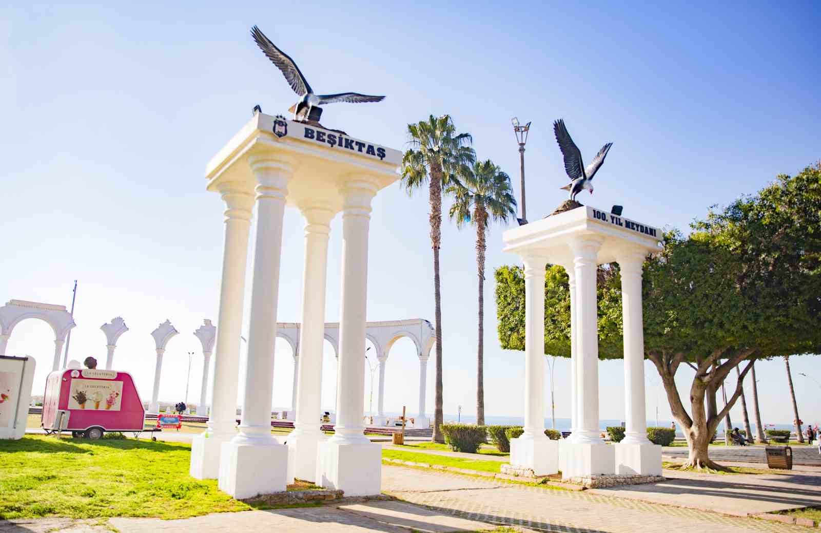 Mersin’de taraftar maydanları yenileniyor
